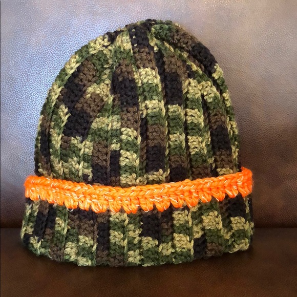 Hunting camouflage beanie hat  camo with orange reflective yarn handmade #M-100 - Picture 5 of 7